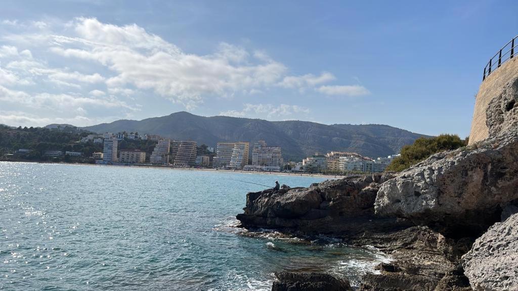 Alquilo Hermoso Apartamento En La Paradisiaca Oropesa Del Mar, 2Habitaciones, 1 Bano, Cocina, Salon, Aire Acondicionado Y Balcon A 400 Metros De La Playa Morro De Gos, Muy Cerca De Supermercados, Comercios Y Bares Exterior photo